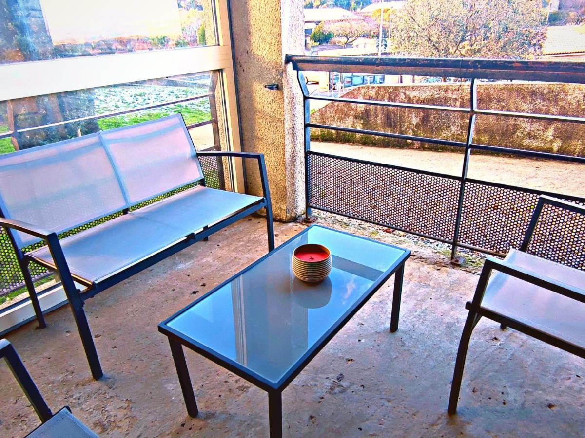 カルカソンヌ*Le Cocon Bistroquet*Oc.Keys/Terrasse/ Parkingアパートメント エクステリア 写真